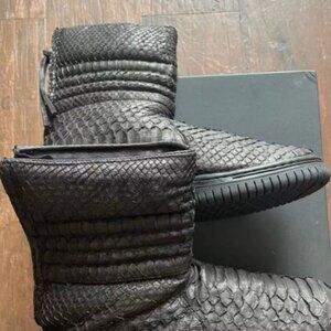 Christian Peau MENs Python Leather Boots US size 9